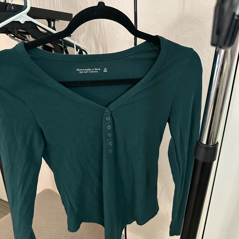 Long-sleeve body suit